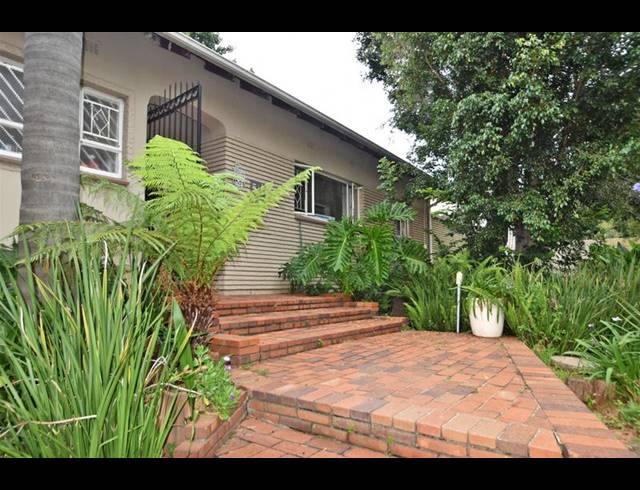 4 BEDROOM HOUSE FOR SALE IN SAVOY ESTATE
